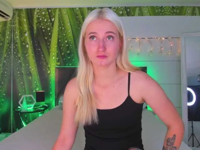 HollyTaillor Image 11