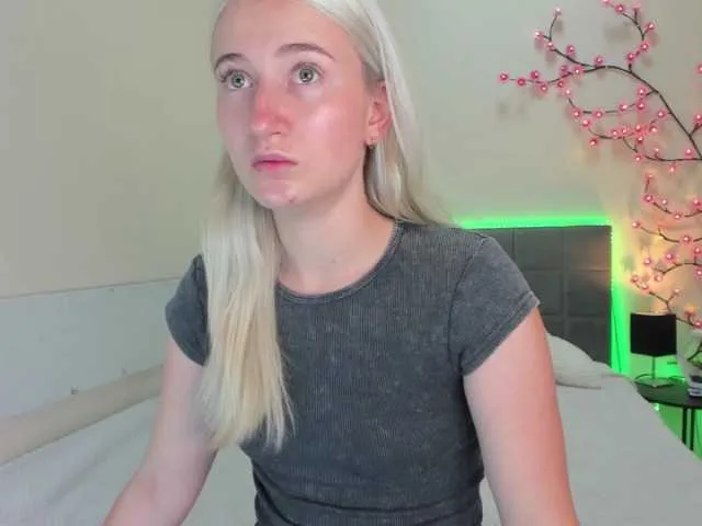 HollyTaillor Image 6