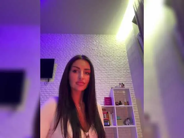 sweetkira25 Image 16