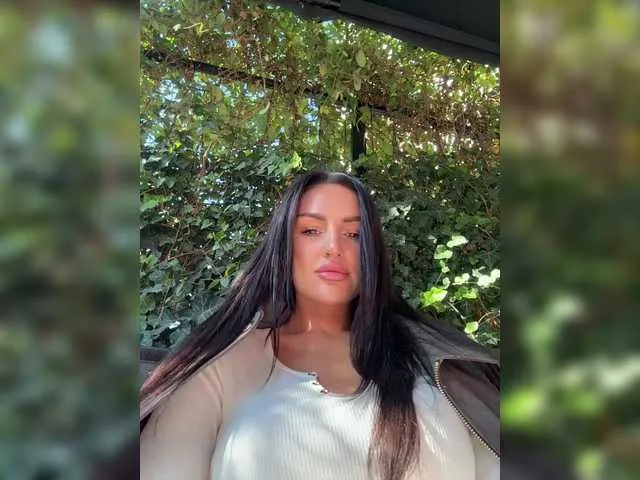 sweetkira25 Image 18