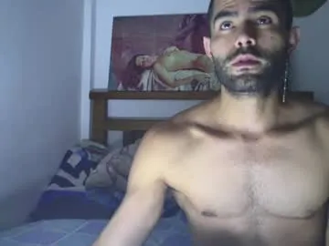 hideonbush051 Image 11