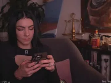 hollylinder_ Image 14