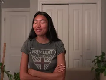 littlemiss_kira Image 5