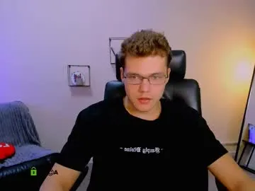 lucas_long_ Image 10