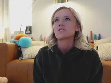 taylor_love_303 Image 6