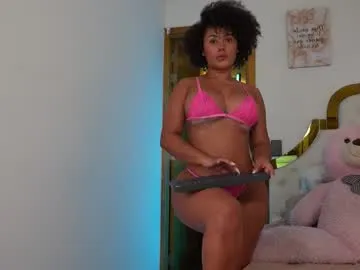 valeriecollinss_ Image 14