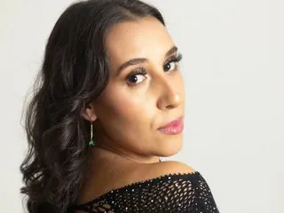 Bella_Brownn's Thumb Image