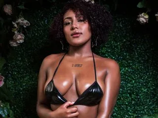 EmmaEboney's Thumb Image