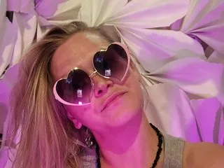 HoneyWolfxoxo's Thumb Image