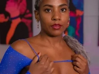 LorennHill's Thumb Image