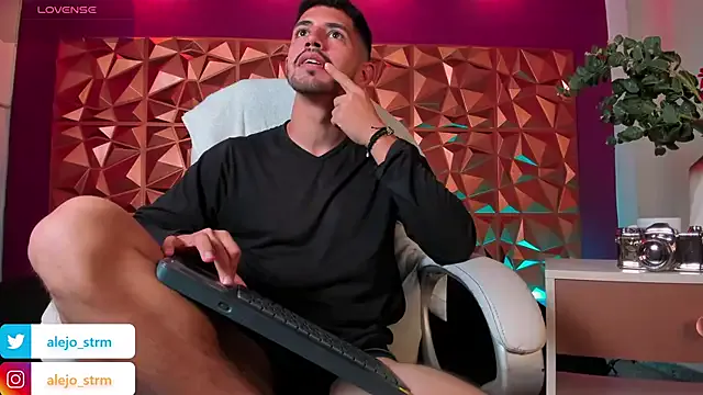 AlejandroStormm Image 19