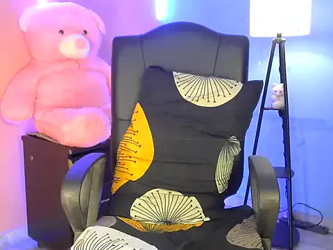 Black_cat_cutie Image 4