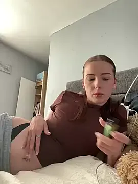 DanielleBabe Image 2