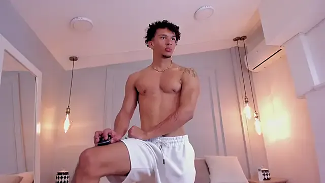 Dominick_star Image 13