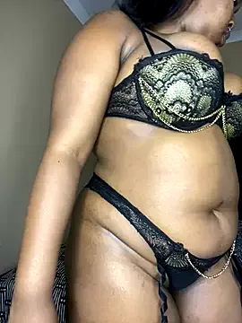 Ebony_Warlock_ Image 7