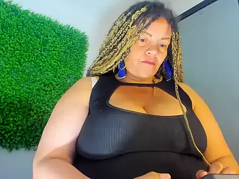 Eva_Luxei's Thumb Image