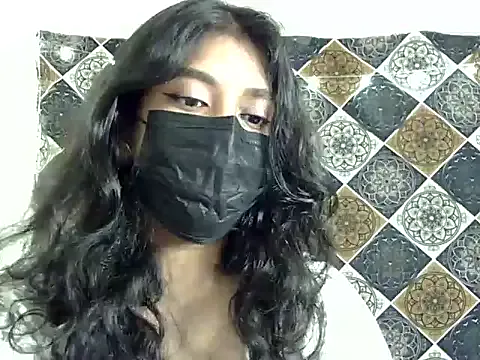 Gulaboo100's Thumb Image