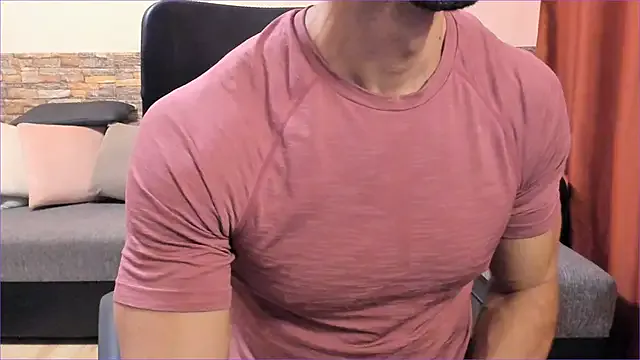 HotHunkTrainer Image 14