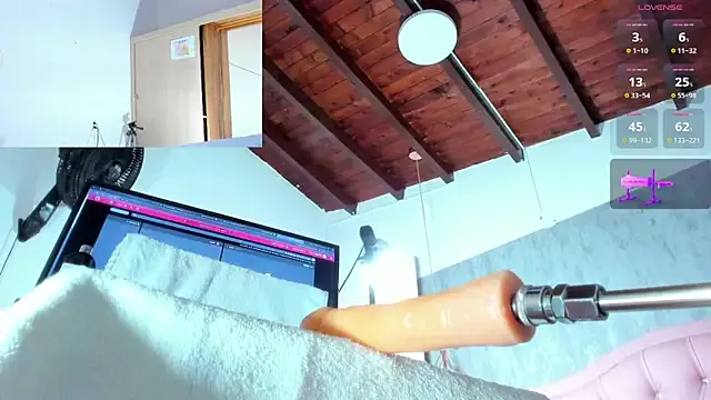 naomidibello Image 19