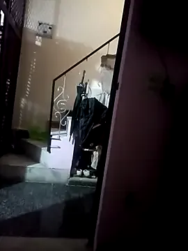 RAYI_Queen_2 Image 4