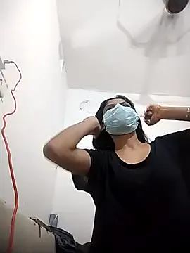 sassyy_poonam Image 3