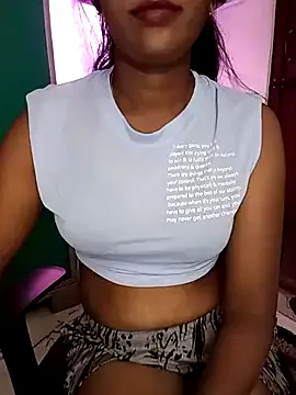 Tamil_kavinila Image 12