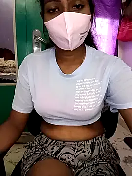 Tamil_kavinila Image 3