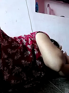 Tamil_Shalini_Lustyy Image 18