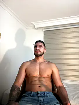 Thiago_Hill Image 10